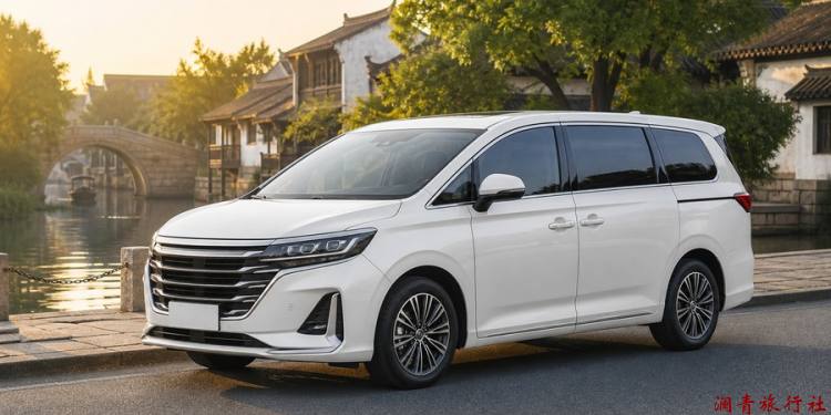 lanqing-7seat-charter-mpv-web-900x600